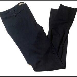 Elizabeth and James Black Skinny Leg Stretchy Dress Pants